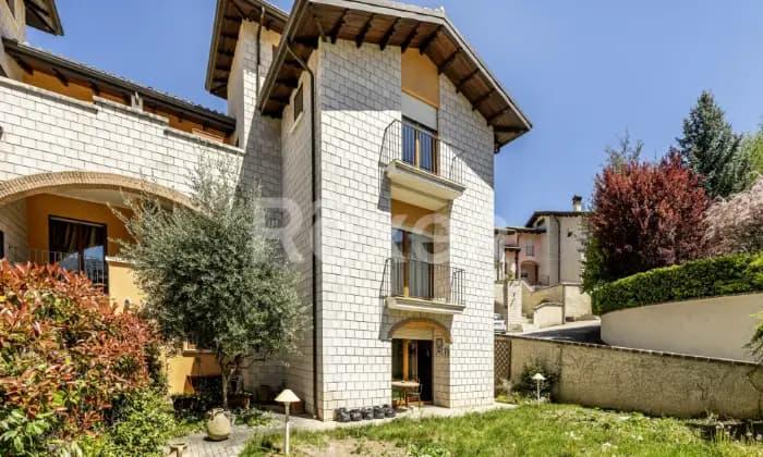 casa indipendente in vendita a L'Aquila in zona Monticchio/frazione Bagno