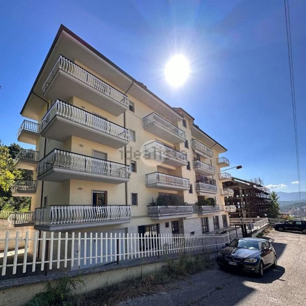 appartamento in vendita a L'Aquila in zona Pettino