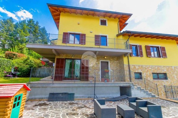 casa indipendente in vendita a L'Aquila in zona Sassa