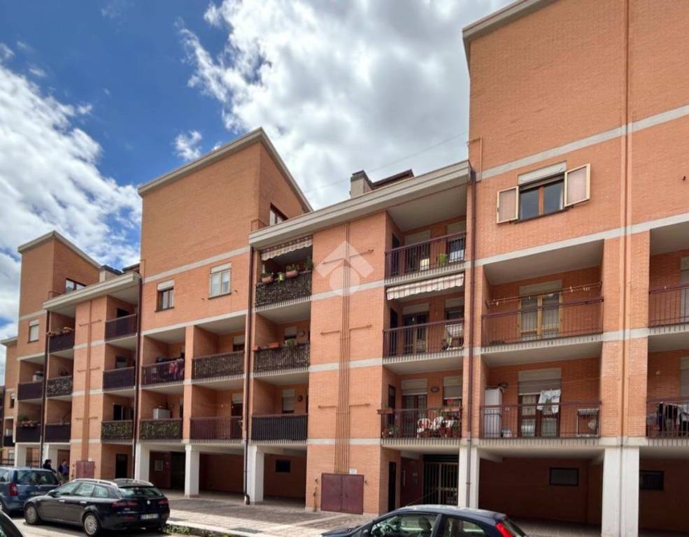 appartamento in vendita a L'Aquila in zona Pettino