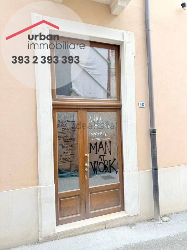 casa semindipendente in vendita a L'Aquila in zona Centro Città