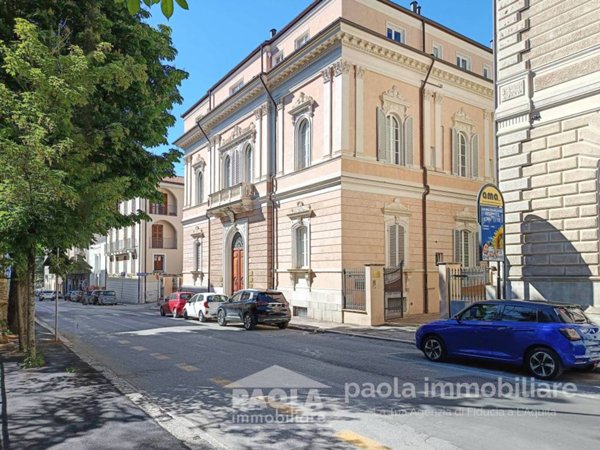 appartamento in vendita a L'Aquila in zona Centro Città