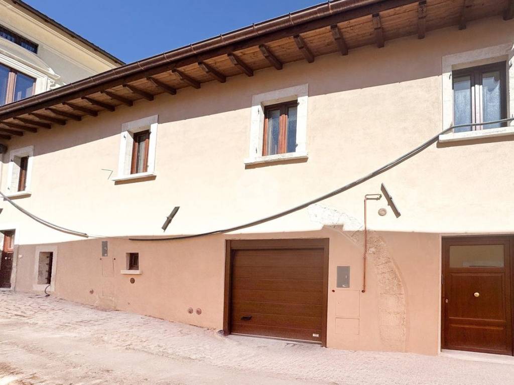 appartamento in vendita a L'Aquila in zona Centro Città