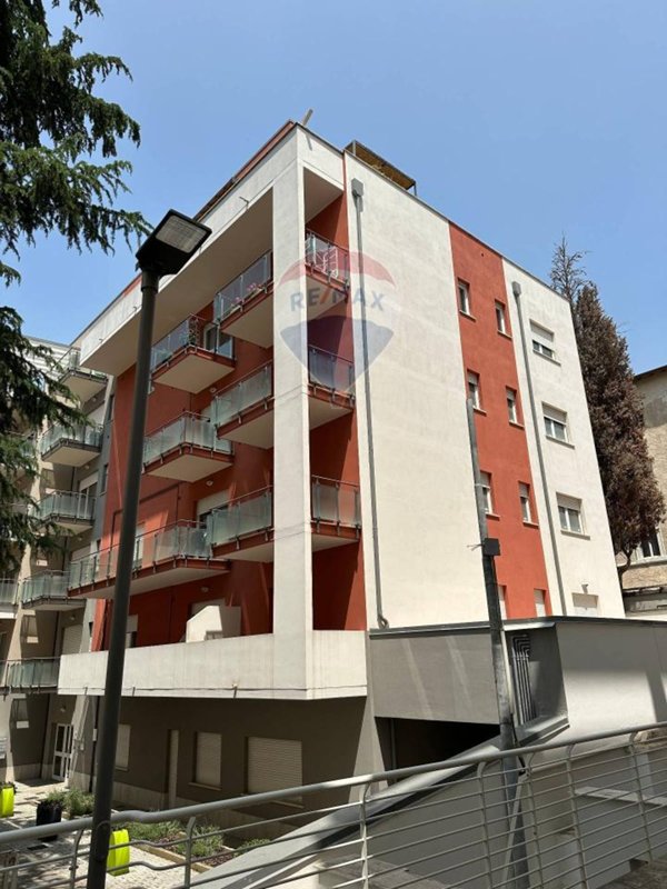 appartamento in vendita a L'Aquila in zona Centro Città