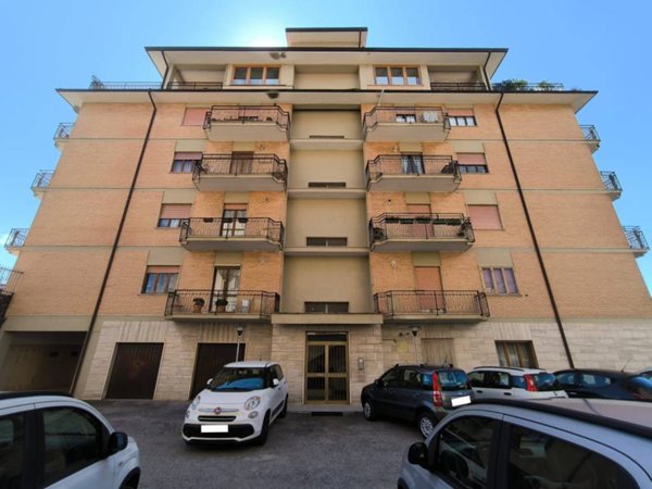 appartamento in vendita a L'Aquila in zona Via Strinella