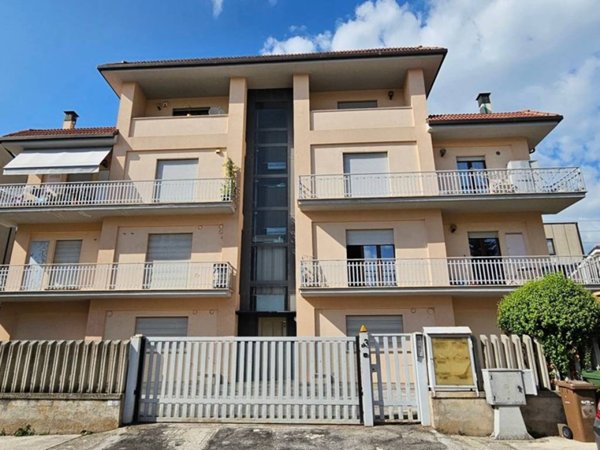 appartamento in vendita a L'Aquila in zona San Sisto