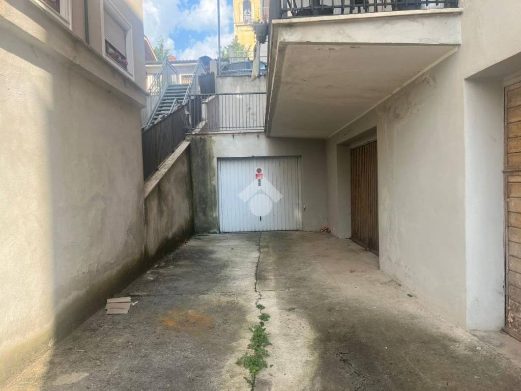 casa indipendente in vendita a L'Aquila in zona Centro Città