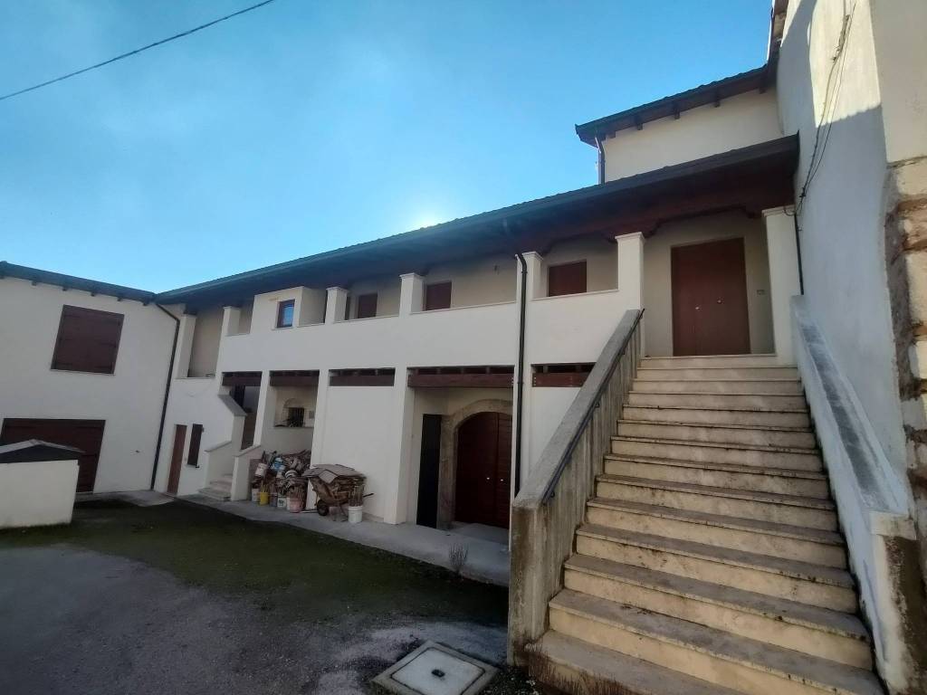 appartamento in vendita a L'Aquila in zona Cansatessa