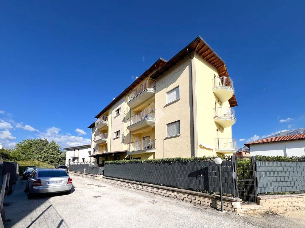 appartamento in vendita a L'Aquila in zona Pianola