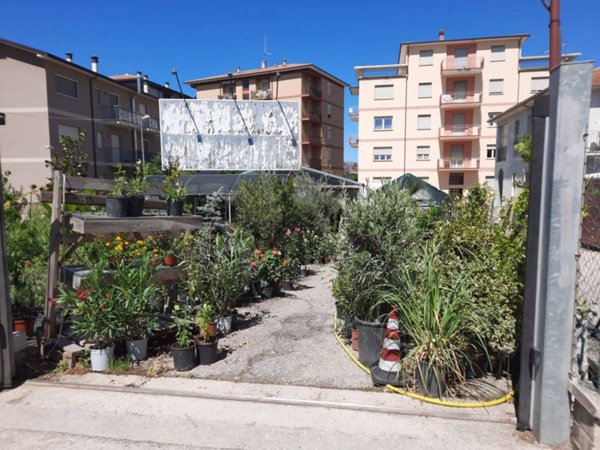 terreno agricolo in vendita a L'Aquila in zona Torrione