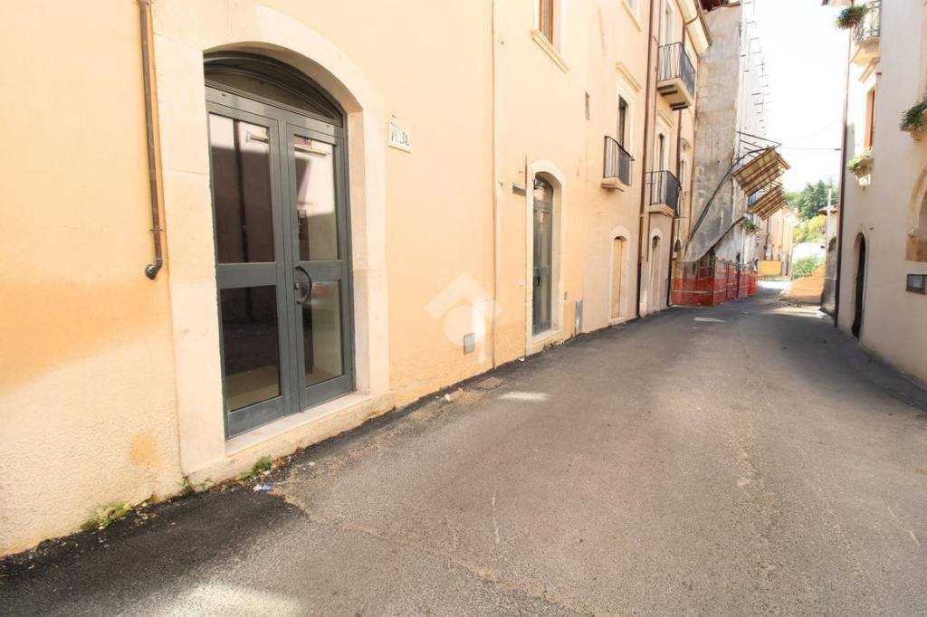 appartamento in vendita a L'Aquila in zona Centro Città