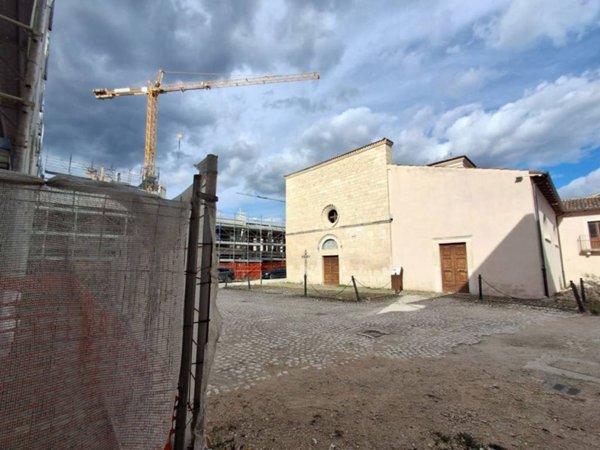 casa indipendente in vendita a L'Aquila in zona Sant'Elia