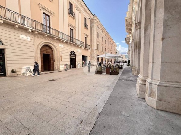 appartamento in vendita a L'Aquila in zona Centro Città