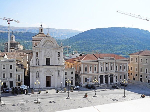 appartamento in vendita a L'Aquila in zona Centro Città