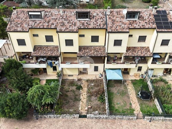 appartamento in vendita a L'Aquila in zona Preturo