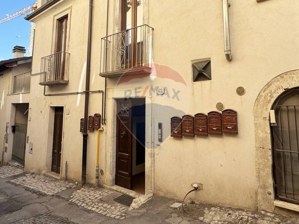 appartamento in vendita a L'Aquila in zona Centro Città