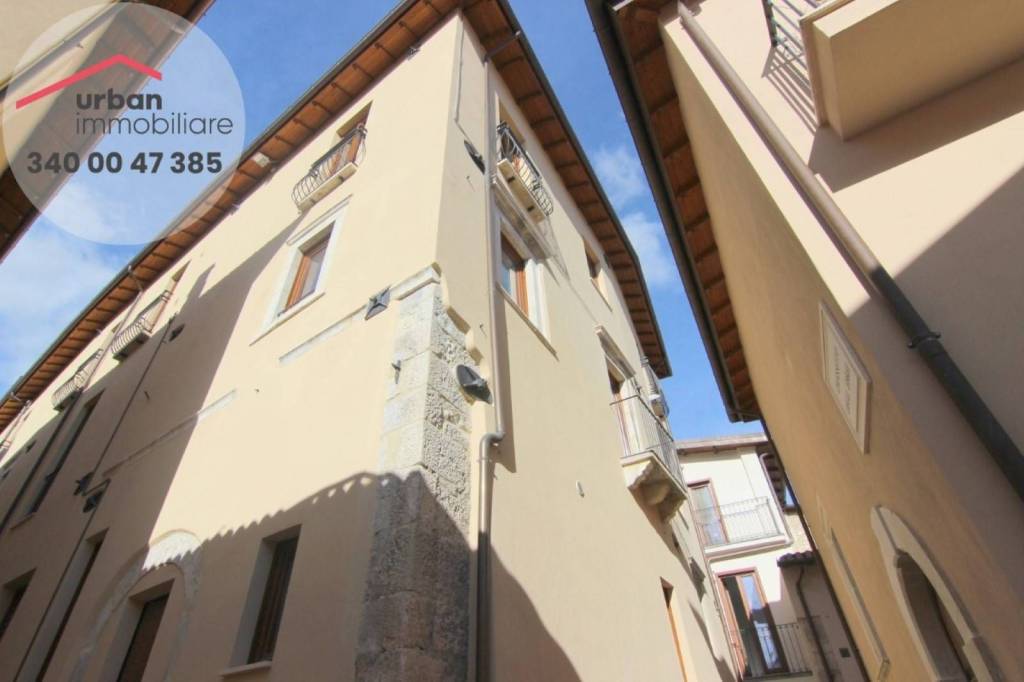 appartamento in vendita a L'Aquila in zona Centro Città
