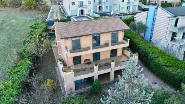 casa indipendente in vendita a L'Aquila in zona Pianola