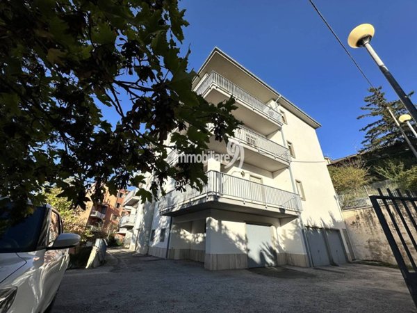 appartamento in vendita a L'Aquila in zona Via Strinella