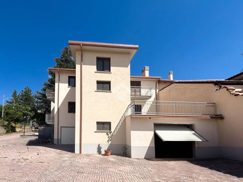 appartamento in vendita a L'Aquila in zona Torrione