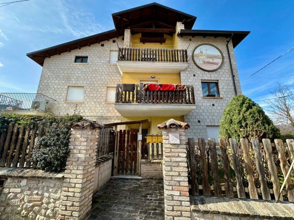 appartamento in vendita a L'Aquila in zona Monticchio/frazione Bagno