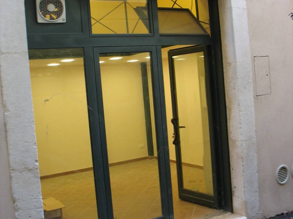 monolocale in vendita a L'Aquila in zona Centro Città