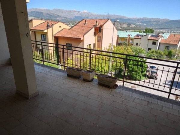 casa indipendente in vendita a L'Aquila in zona Pianola