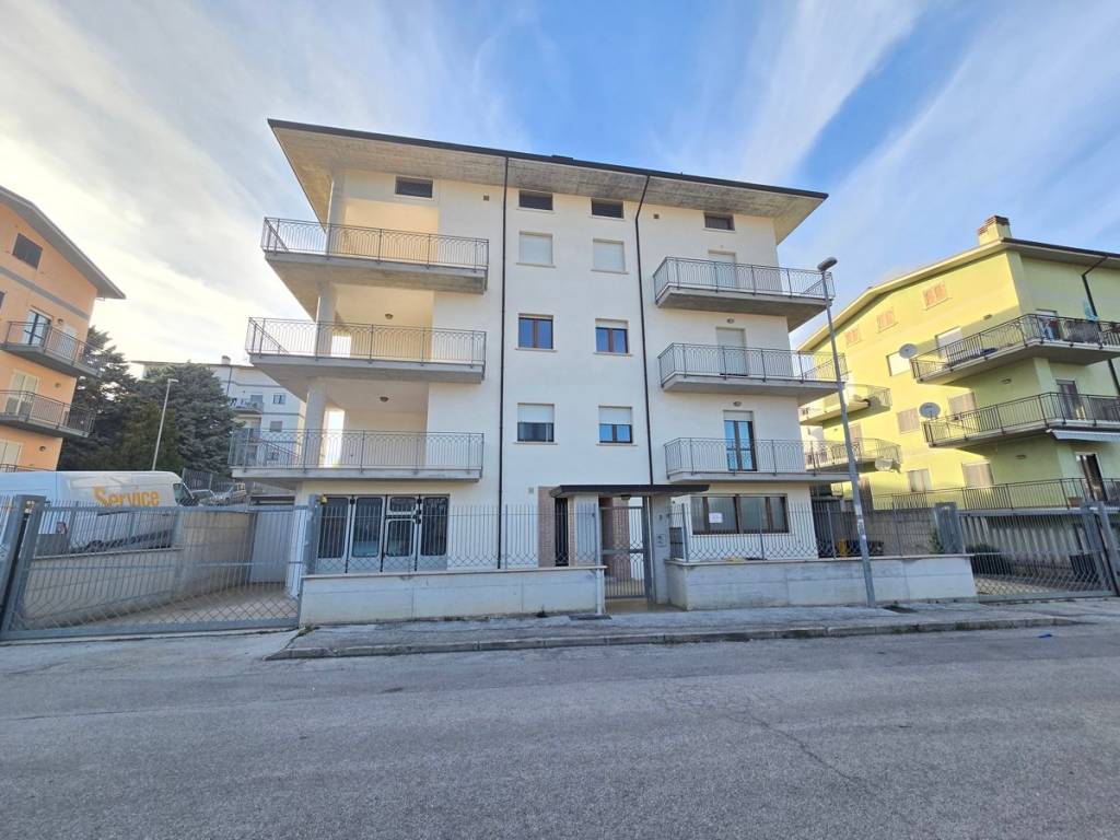 appartamento in vendita a L'Aquila in zona Torrione