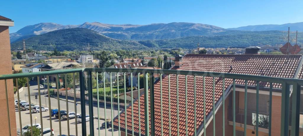 appartamento in vendita a L'Aquila in zona Pettino
