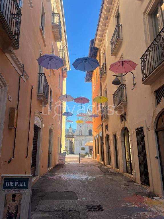 appartamento in vendita a L'Aquila in zona Centro Città