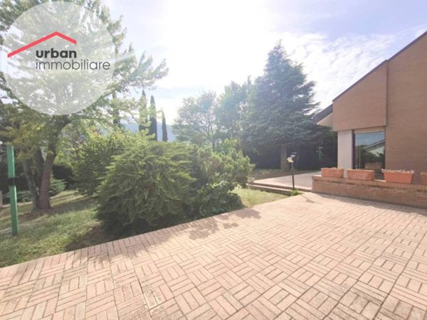 casa indipendente in vendita a L'Aquila in zona Sant'Elia