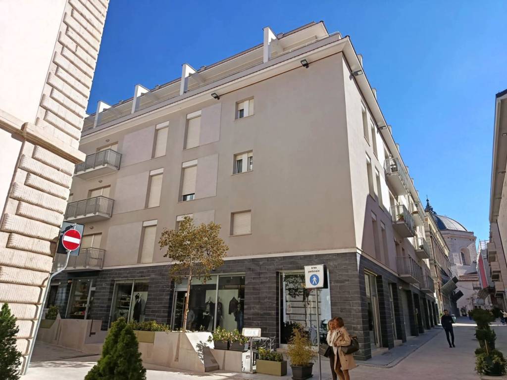 appartamento in vendita a L'Aquila in zona Centro Città