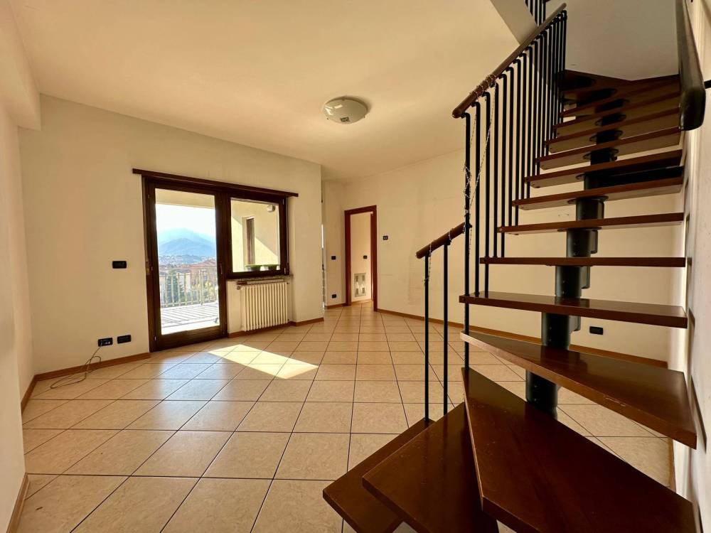 appartamento in vendita a L'Aquila in zona Pettino