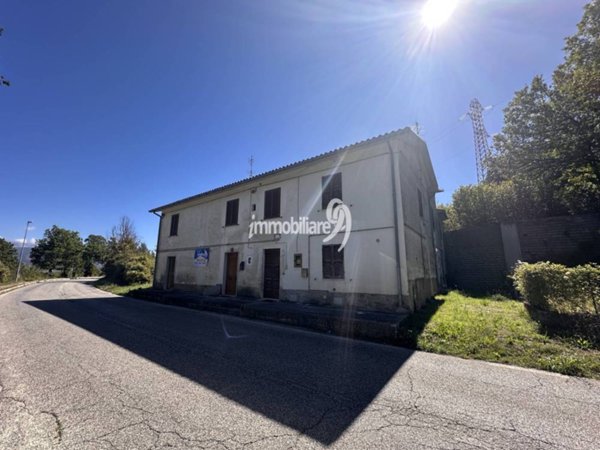 appartamento in vendita a L'Aquila in zona Sassa