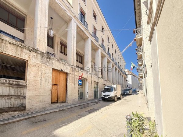 appartamento in vendita a L'Aquila in zona Centro Città