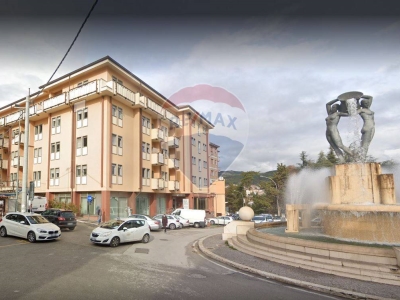 ufficio in vendita a L'Aquila in zona Centro Città