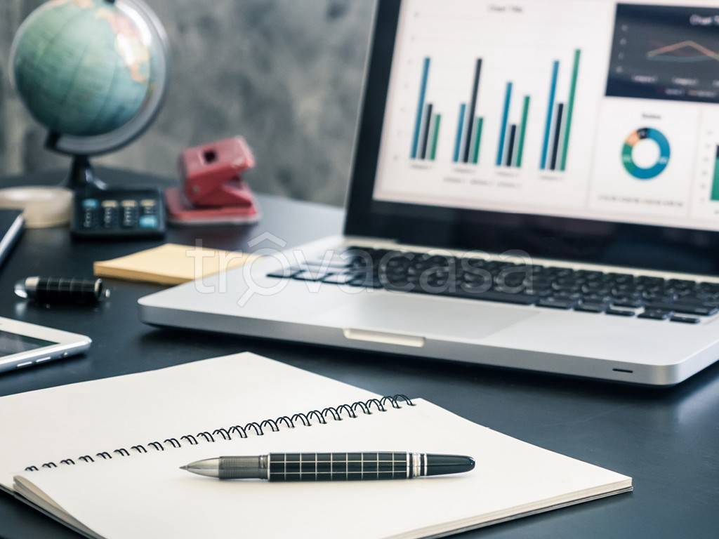 ufficio in vendita a L'Aquila in zona Torrione