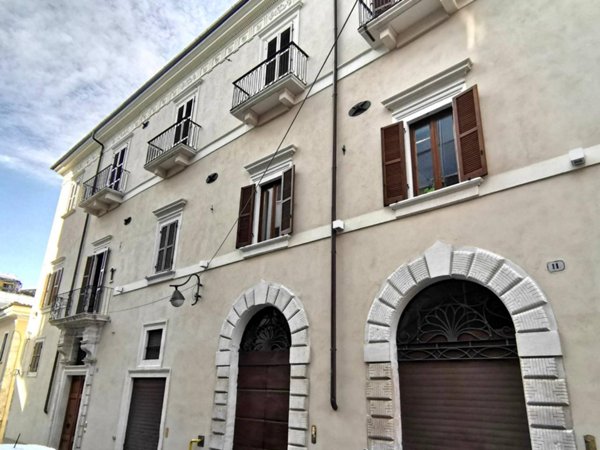 appartamento in vendita a L'Aquila in zona Centro Città