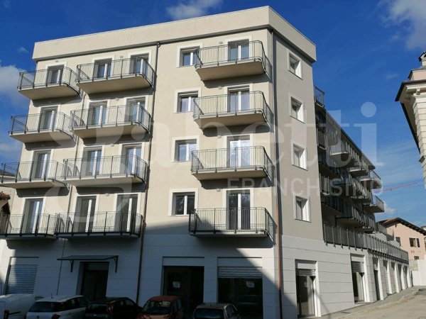 appartamento in vendita a L'Aquila in zona Centro Città