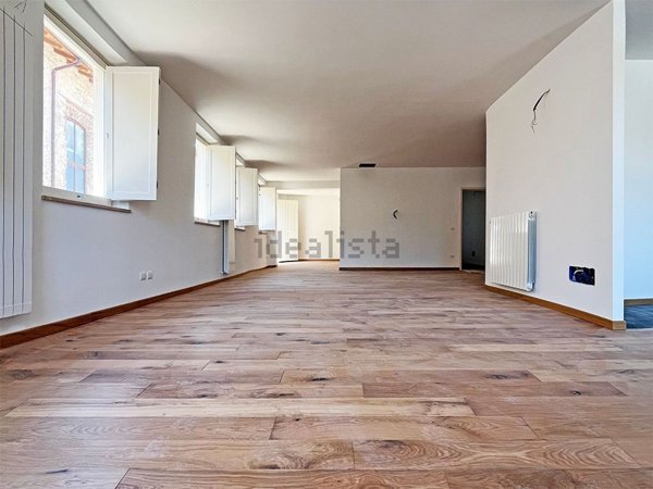 casa indipendente in vendita a L'Aquila in zona San Pietro