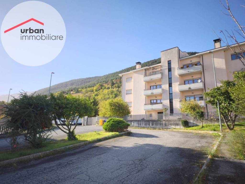 appartamento in vendita a L'Aquila in zona Pianola