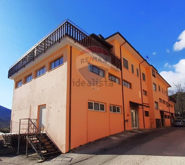 ufficio in vendita a L'Aquila
