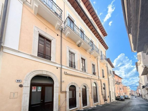 appartamento in vendita a L'Aquila in zona Centro Città