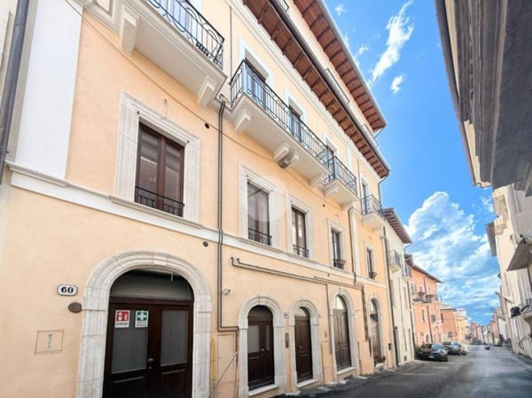appartamento in vendita a L'Aquila in zona Centro Città