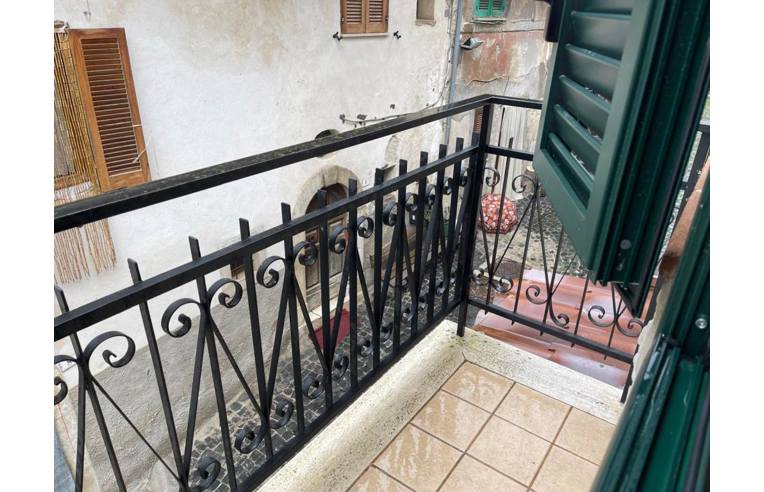 casa indipendente in vendita a L'Aquila in zona Centro Città
