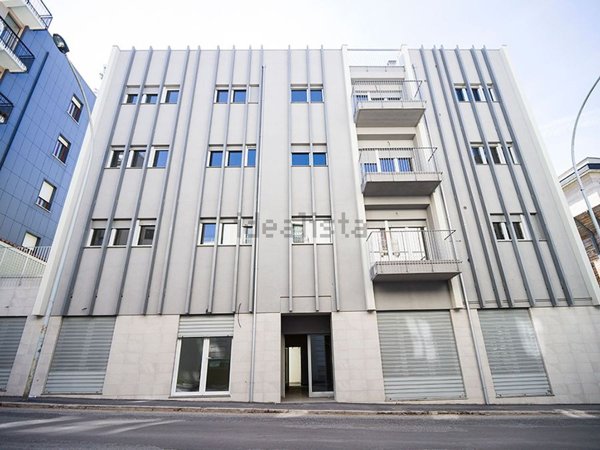 casa indipendente in vendita a L'Aquila