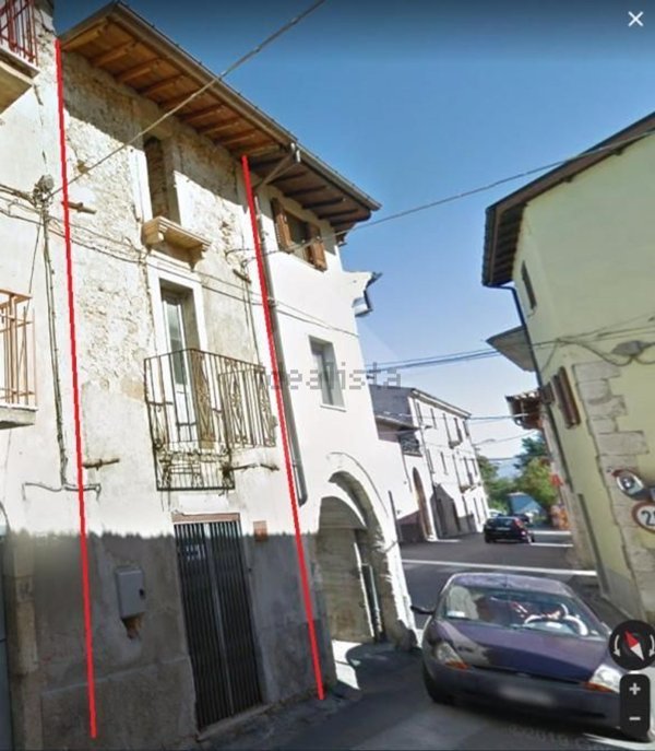 casa indipendente in vendita a L'Aquila in zona Sassa