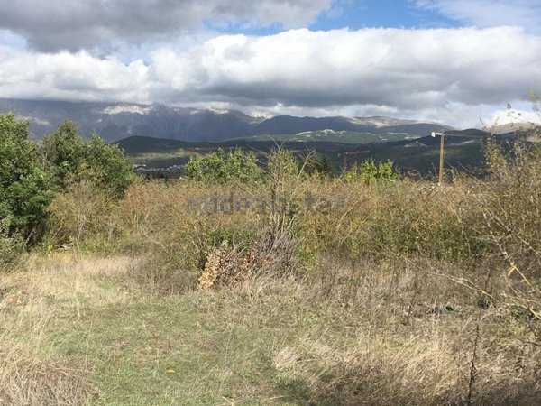 terreno edificabile in vendita a L'Aquila in zona Monticchio/frazione Bagno