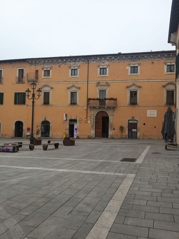 appartamento in vendita a L'Aquila in zona Centro Città