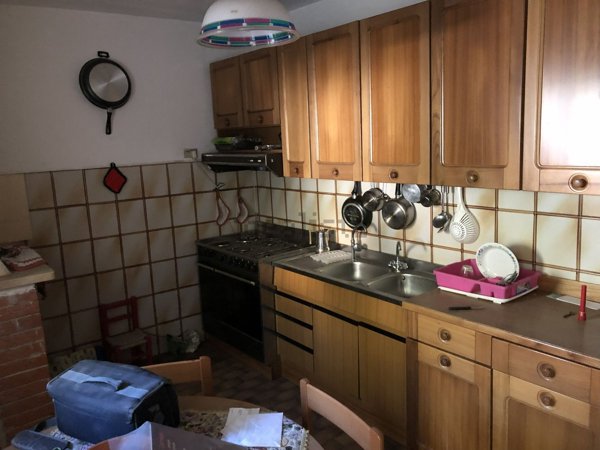 casa indipendente in vendita a L'Aquila